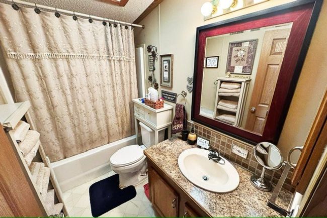 415 Wagner St, House other with 3 bedrooms, 2 bathrooms and 2 parking in Duncombe IA | Image 18