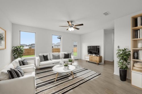 637 Godley Rnch, Godley, TX, 76044-4124 | Card Image