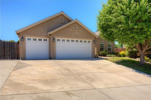1935 Tarmac Rd, Redding, CA, 96003-9315 | Card Image