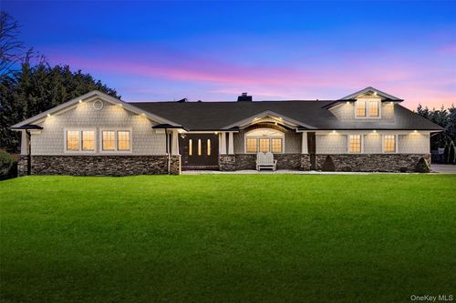 241 Willetts Ln, West Islip, NY, 11795-4616 | Card Image