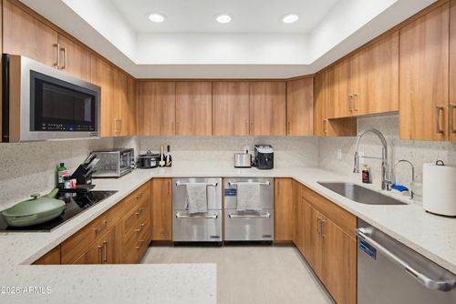 405-4200 N Miller Rd, Scottsdale, AZ, 85251-3624 | Card Image