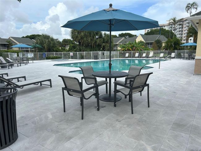 APT-201 - 2823 N Course Dr, Condo with 2 bedrooms, 2 bathrooms and null parking in Pompano Beach FL | Image 31