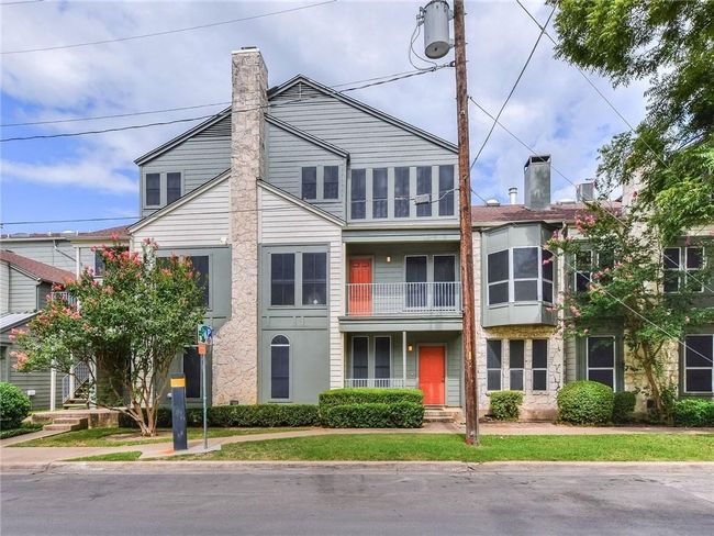 APT-81 - 2529 Rio Grande St, Condo with 3 bedrooms, 3 bathrooms and 3 parking in Austin TX | Image 12
