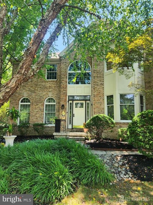 1 Shelley Ct, West Windsor, NJ, 08550-2230 | Card Image