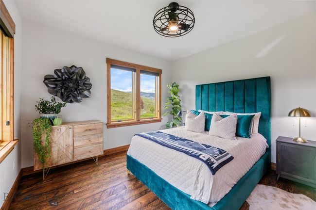guest bedroom #1 | Image 36