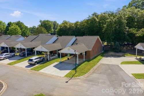 19980 Oak Leaf Cir, Cornelius, NC, 28031-9632 | Card Image