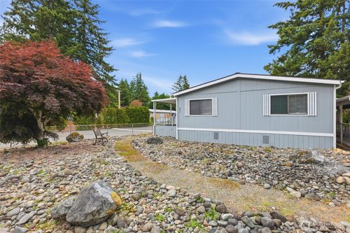 601 166th Street Ct E, Spanaway, WA, 98387-7844 | Card Image