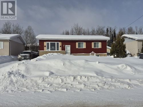 13 Moose Dr, Manitouwadge, ON, P0T2C0 | Card Image