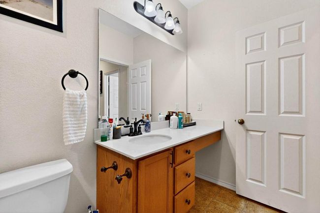 140 Matthews, House other with 3 bedrooms, 2 bathrooms and 4 parking in Kyle TX | Image 24