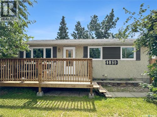 11310 Asquith Ave, North Battleford, SK, S9A2N8 | Card Image