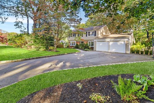 15 Spencer Lane, Stony Brook, NY, 11790 | Card Image