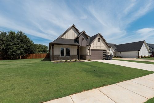1823 Meadowview, Canton, TX, 75103-2517 | Card Image