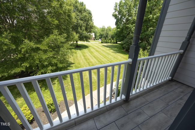 32Balcony | Image 33
