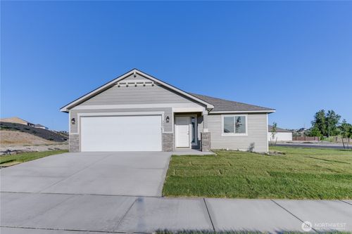 324 N Montana St, Moses Lake, WA, 98837-5510 | Card Image