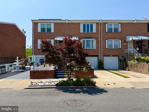 8039 Mars Pl, PHILADELPHIA, PA, 19153-1111 | Card Image