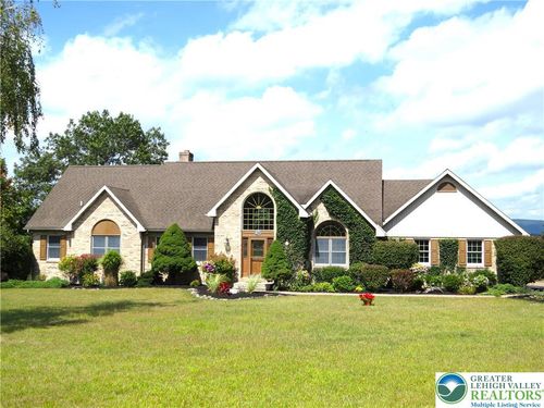 345 Beaver Run Dr, Nazareth, PA, 18064-8745 | Card Image