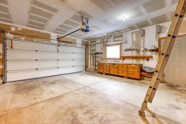 60 D'andrea Trail, House other with 2 bedrooms, 3 bathrooms and 4 parking in Sarnia ON | Image 29