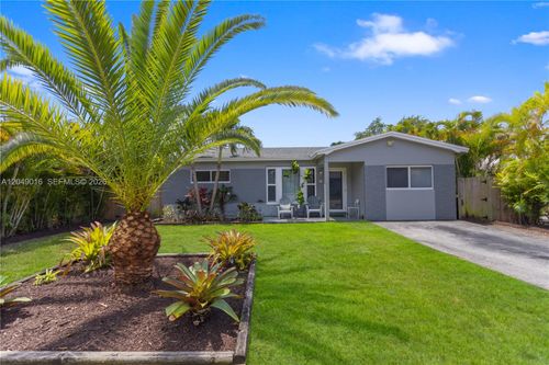 28 Se 7th St, Dania Beach, FL, 33004-4319 | Card Image