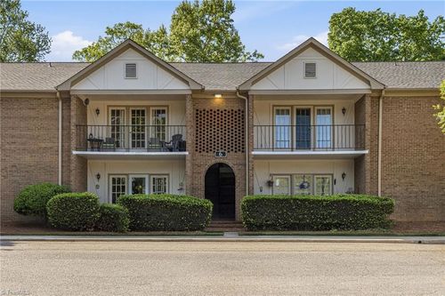 h-6 Fountain View Cir, Greensboro, NC, 27405-8039 | Card Image