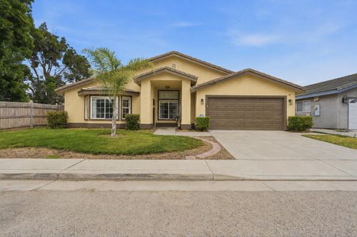 1050 N Sumter Ct, Visalia, CA, 93292-4018 | Card Image