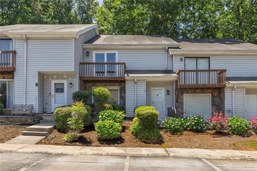 9 Fairway Dr Nw, Kennesaw, GA, 30144-1991 | Card Image