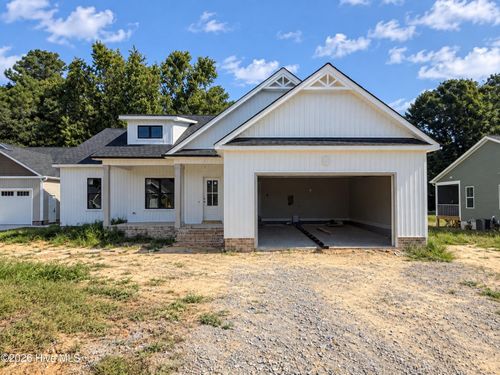 32 Clio Ct, Selma, NC, 27576-2581 | Card Image