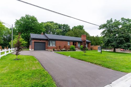 30 Proctor Ave, Brantford, ON, N3S3E7 | Card Image