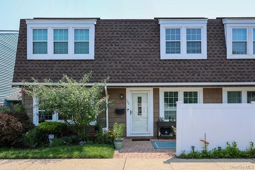 107 Whalers Cove, Babylon, NY, 11702 | Card Image
