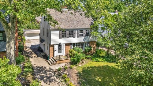 3635 Tolland Rd, Shaker Heights, OH, 44122-5140 | Card Image