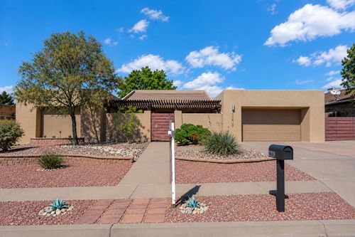 9209 Camino Cometa Ne, Albuquerque, NM, 87111-1430 | Card Image