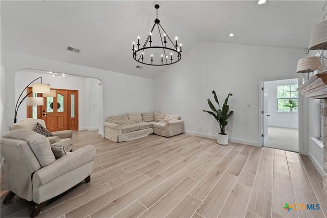 82 Great West Loop, House other with 4 bedrooms, 2 bathrooms and null parking in Belton TX | Image 17