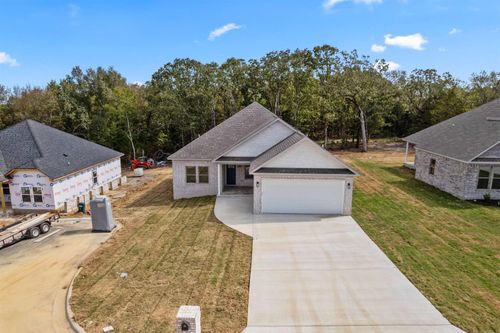 514 Madeleine Circle, Austin, AR, 72007-0000 | Card Image