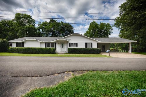 81 Williamson St, Paint Rock, AL, 35764-6463 | Card Image