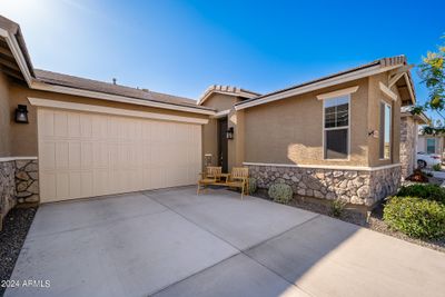 5356 N 205 Th Drive, Home with 2 bedrooms, 2 bathrooms and null parking in Buckeye AZ | Image 2