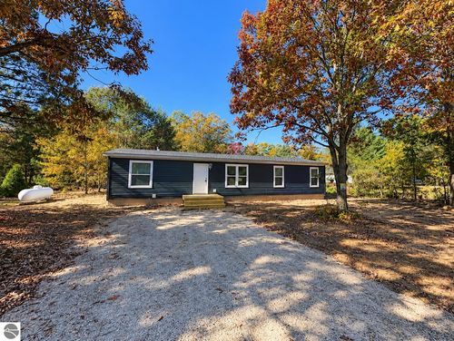 4320 Wingert St, Brethren, MI, 49619-5153 | Card Image