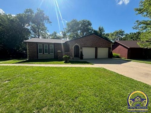 2913 Monterey Dr, Emporia, KS, 66801-5863 | Card Image