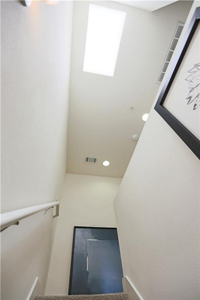 APT-147 - 711 W 32 Nd St, Condo with 1 bedrooms, 1 bathrooms and 1 parking in Austin TX | Image 9