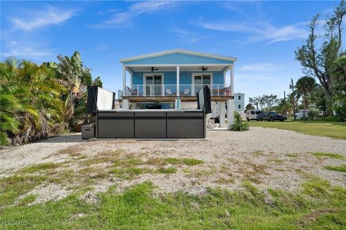 261 Donora Blvd, FORT MYERS BEACH, FL, 33931-3603 | Card Image