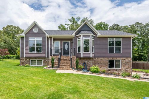 501 Dogwood Forest Cir, ALABASTER, AL, 35007-7704 | Card Image
