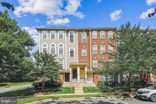 6070 Aster Haven Cir, HAYMARKET, VA, 20169-6250 | Card Image