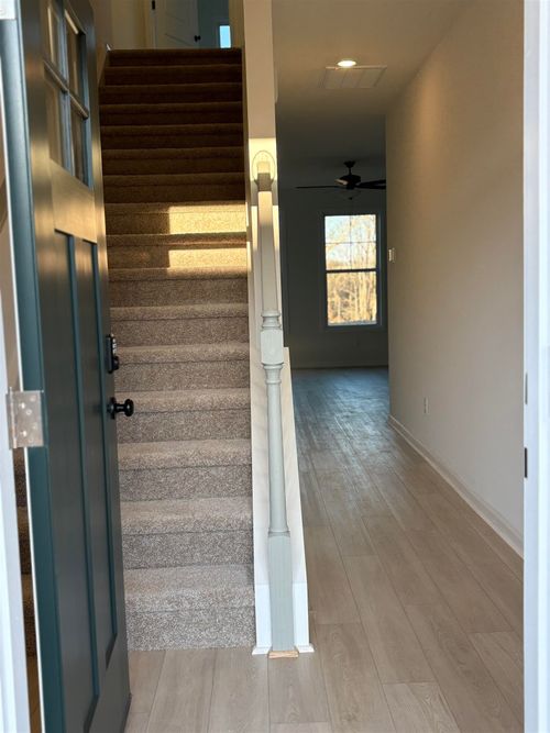 5077 Sunnycreek Dr, Boiling Springs, SC, 29316-6701 | Card Image