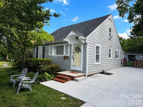 36 20th Ave Ne, Hickory, NC, 28601-1934 | Card Image