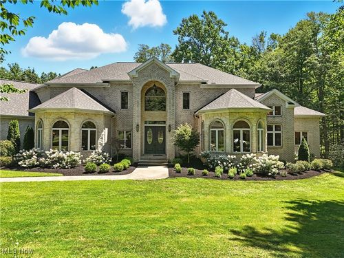 3035 Rainbow Ln, Richfield, OH, 44286-9223 | Card Image