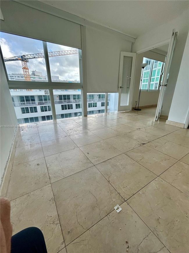 APT-514 - 5401 Collins Ave, Condo with 1 bedrooms, 2 bathrooms and null parking in Miami Beach FL | Image 41