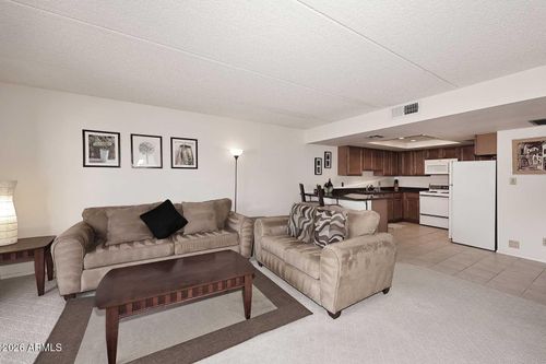 310-7910 E Camelback Rd, Scottsdale, AZ, 85251-2665 | Card Image