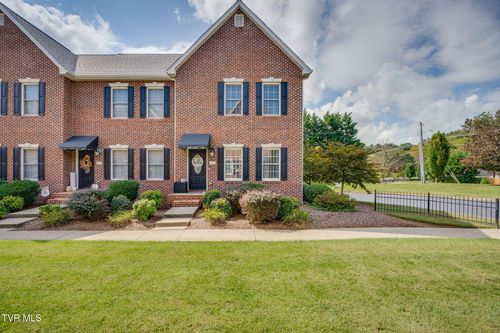 300-601 West Mountain View Road, Johnson City, TN, 37604 | Card Image