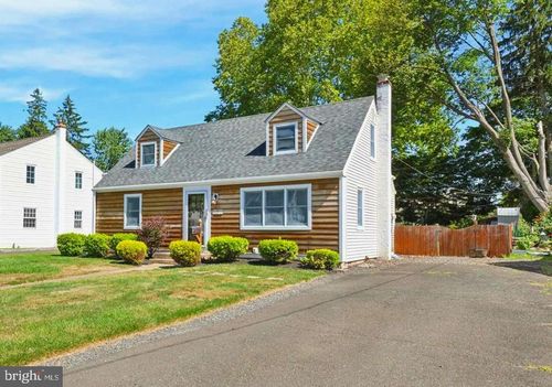 513 Corinthian Ave, HATBORO, PA, 19040-2329 | Card Image