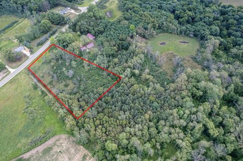 W6481 County Road P, PARDEEVILLE, WI, 53954-9354 | Card Image