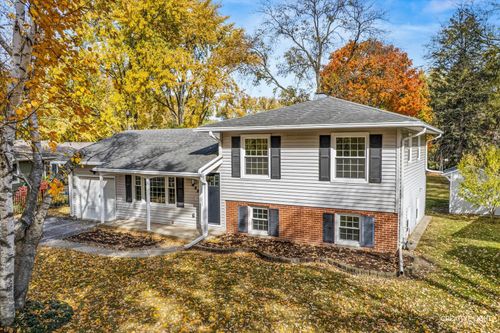 5s453 Tartan Ln, Naperville, IL, 60563-1961 | Card Image