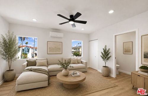 1189 1/2 Crenshaw Blvd, Los Angeles, CA, 90019-3112 | Card Image